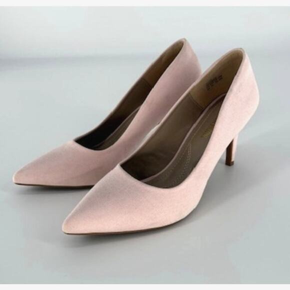 Dream Pairs Closed Toe 3” Heels in Pink Suede – Size 9 - Picture 4 of 7